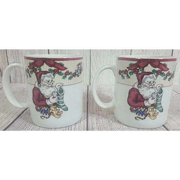 Vintage Fitz and Floyd Santa's List CoffeeTea Mug Cup Set Of 2 White Red 4" 1994 - Picture 1 of 7